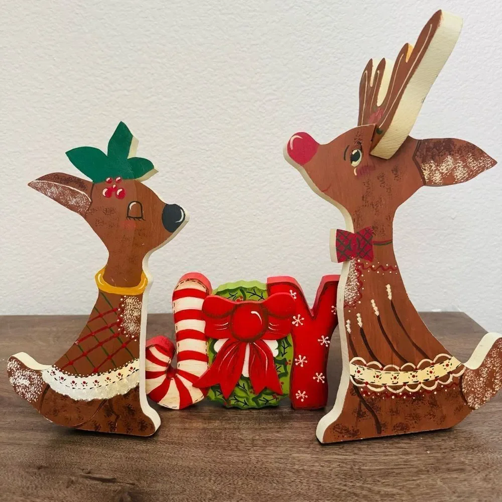 Vintage Wooden Reindeer Couple Christmas Holiday Decor Set